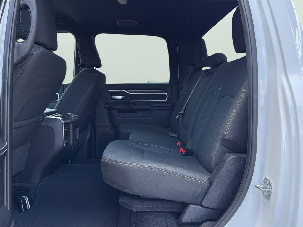 New 2026 RAM 3500 Big Horn AWD/4WD image 13