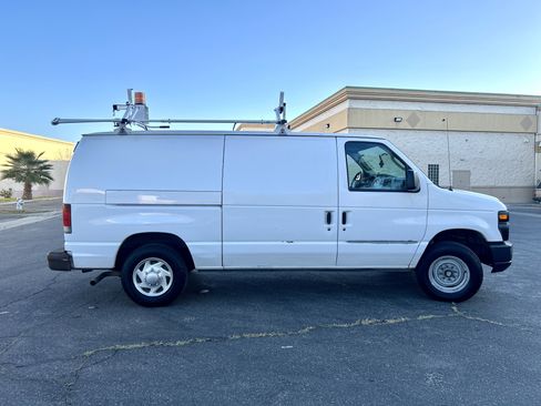 Used 2013 Ford E-150 and Econoline 150 image 5