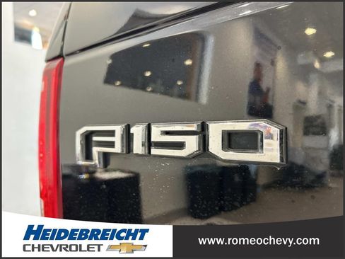 Used 2017 Ford F150 XLT w/ Equipment Group 302A Luxury AWD/4WD image 41