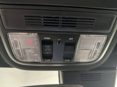 Used 2022 Honda Accord Sport image 30