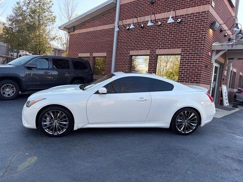 Used 2013 INFINITI G37 Journey w/ Premium Pkg image 4