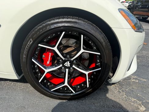 Used 2018 Maserati GranTurismo Sport RWD image 26