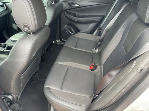 Used 2025 Buick Encore GX Preferred image 27