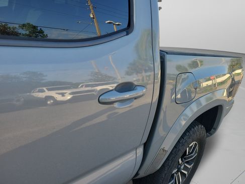 Used 2020 Toyota Tacoma TRD Sport RWD image 28