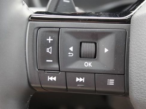 Used 2026 Nissan Rogue Platinum w/ Platinum Premium Package AWD/4WD image 14