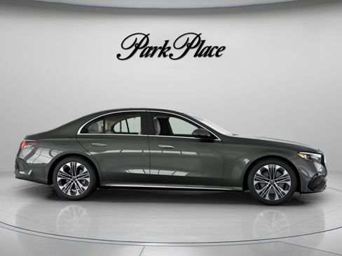 New 2026 Mercedes-Benz E 350 Sedan image 28
