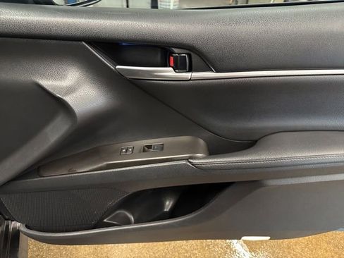 Used 2021 Toyota Camry XLE AWD/4WD image 26