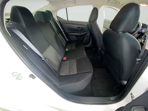 Used 2024 Nissan Sentra SV FWD image 31