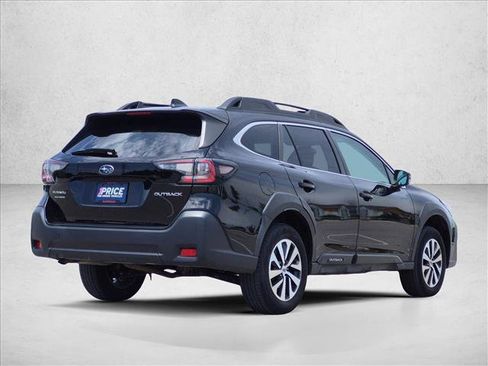 Used 2024 Subaru Outback Premium AWD/4WD image 5