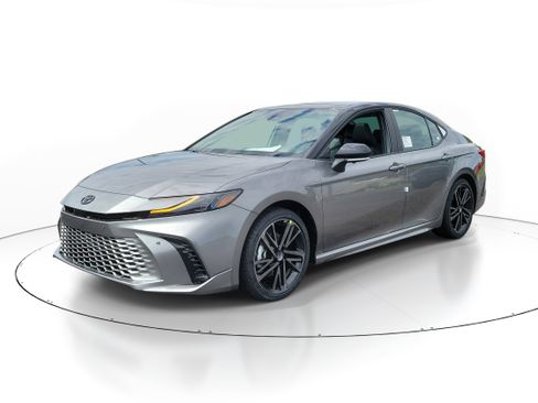 New 2026 Toyota Camry XSE FWD image 2