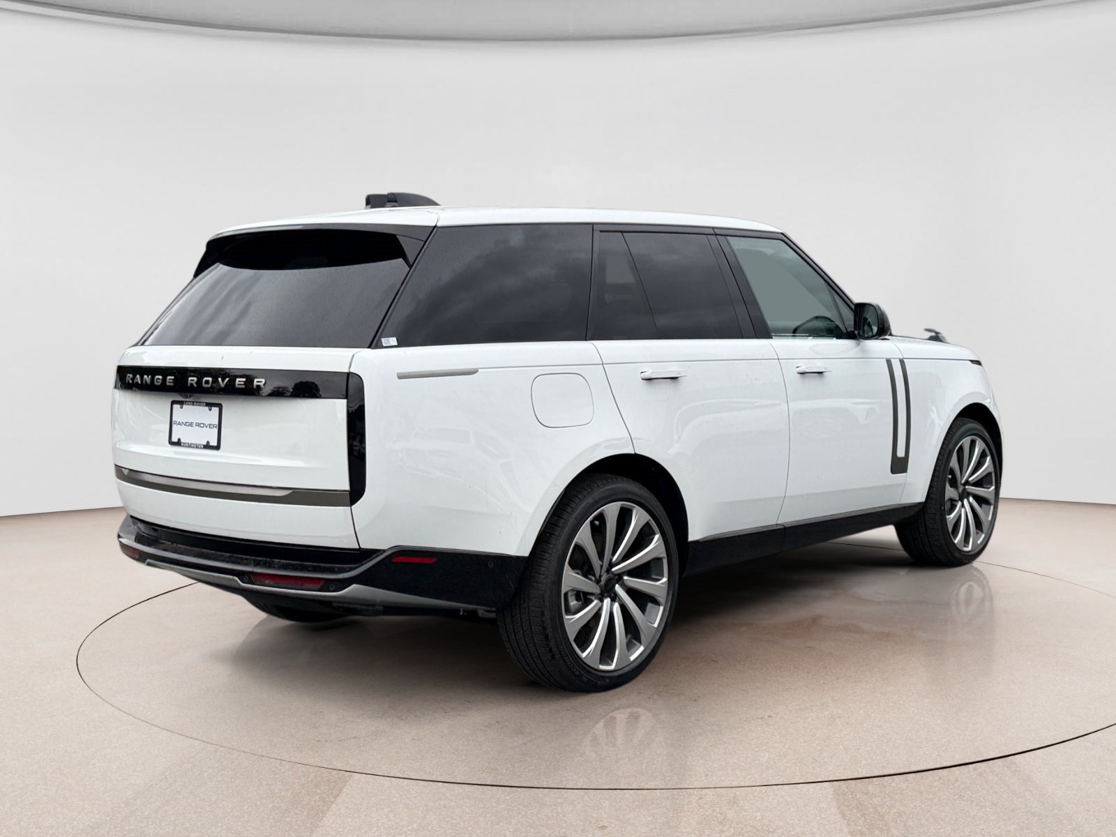 New 2026 Land Rover Range Rover SE AWD/4WD image 5