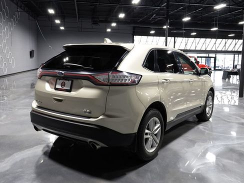 Used 2018 Ford Edge SEL w/ Equipment Group 201A AWD/4WD image 7