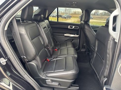 Certified 2023 Ford Explorer XLT w/ Equipment Group 202A image 14