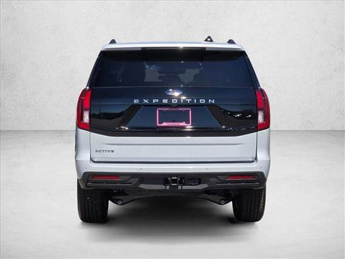 New 2026 Ford Expedition Active RWD image 6