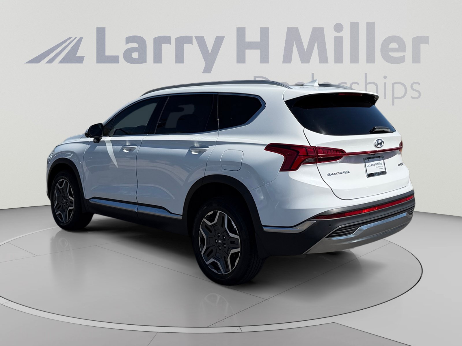 Used 2023 Hyundai Santa Fe SEL Premium AWD/4WD image 3