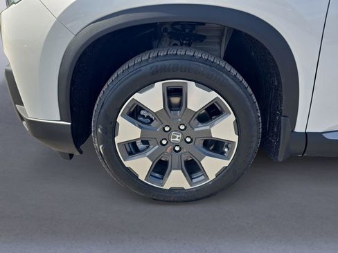 New 2026 Honda Pilot Elite image 9