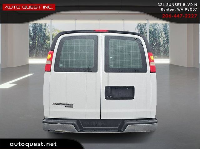 Used 2014 Chevrolet Express 2500 RWD image 6