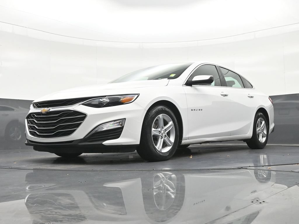 Used 2024 Chevrolet Malibu LS FWD image 28