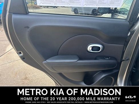 Used 2017 Kia Soul image 20