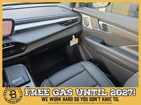 New 2027 Buick Enclave Avenir w/ LPO, Floor Liner Package FWD image 14
