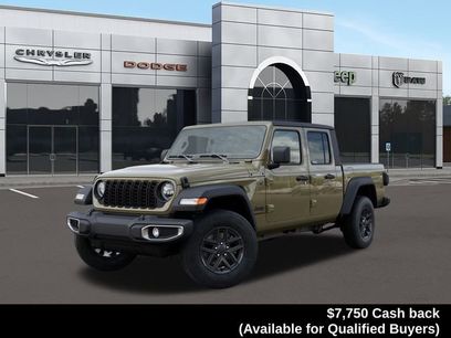 New 2025 Jeep Gladiator Sport