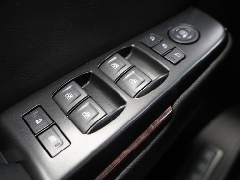 Used 2017 GMC Yukon SLT w/ Open Road Package image 26