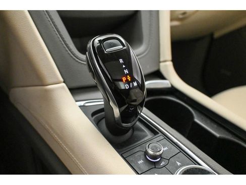 Used 2022 Cadillac XT6 Premium Luxury w/ Technology Package image 43