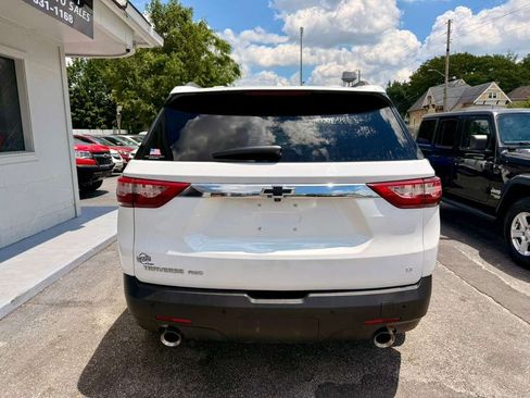 Used 2021 Chevrolet Traverse LT AWD/4WD image 17