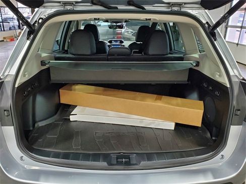 Certified 2023 Subaru Forester Limited image 27