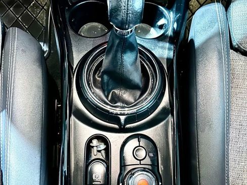 Used 2016 MINI Cooper Clubman S image 23