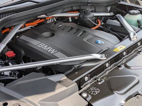 New 2026 BMW X5 xDrive50e w/ Executive Package AWD/4WD image 18