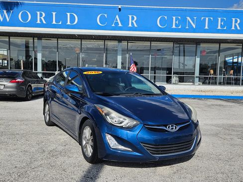 Used 2016 Hyundai Elantra SE w/ Option Group 02 FWD image 1