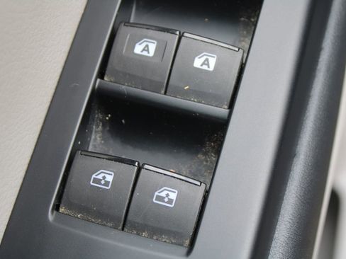 Used 2015 Toyota Highlander XLE image 22