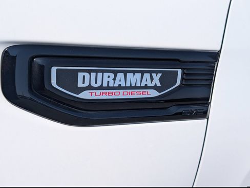 Used 2021 GMC Sierra 1500 Elevation w/ X31 Off-Road Package AWD/4WD image 7