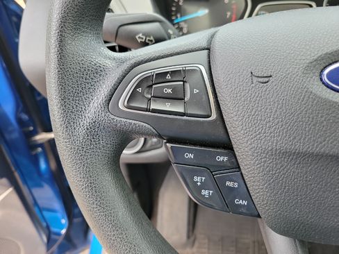 Used 2017 Ford Escape S FWD image 14