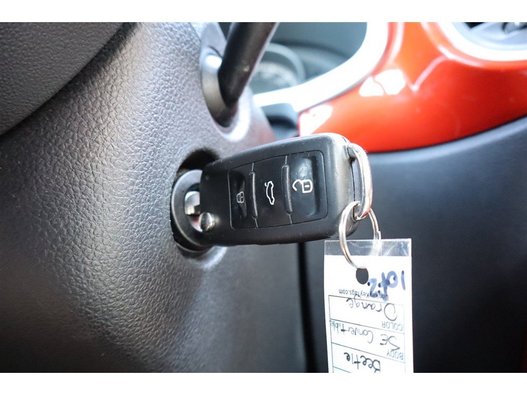 Used 2019 Volkswagen Beetle 2.0T FWD image 29