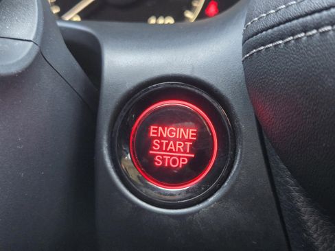 Used 2023 Honda HR-V EX-L image 15