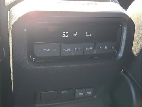 Used 2024 Toyota Land Cruiser image 11