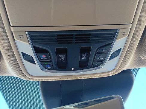 Used 2023 Acura RDX AWD image 26