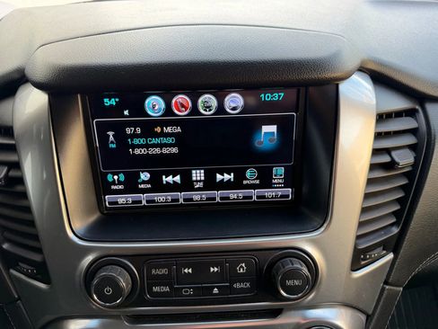 Used 2018 Chevrolet Tahoe LS image 18