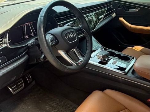 Used 2023 Audi RS Q8 AWD/4WD image 5