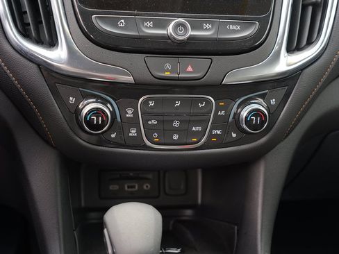 Used 2024 Chevrolet Equinox Premier AWD/4WD image 26