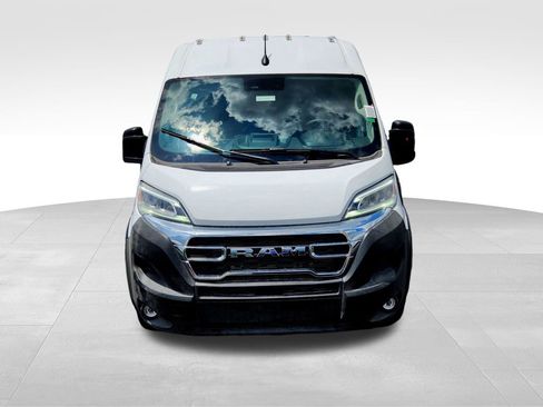 New 2025 RAM ProMaster 3500 w/ Quick Order Package 22G SLT image 2
