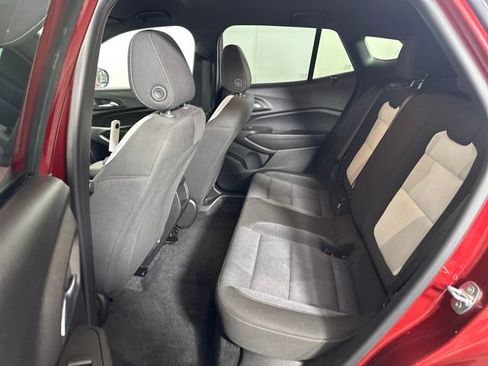 Used 2024 Chevrolet Trax RS w/ Driver Confidence Package image 31