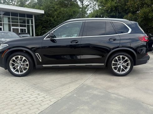 Used 2020 BMW X5 xDrive40i w/ Executive Package AWD/4WD image 3