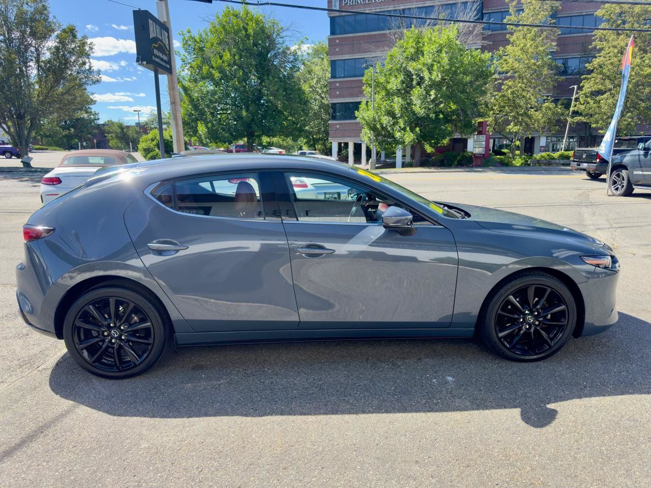 Used 2021 MAZDA MAZDA3 s AWD/4WD image 6