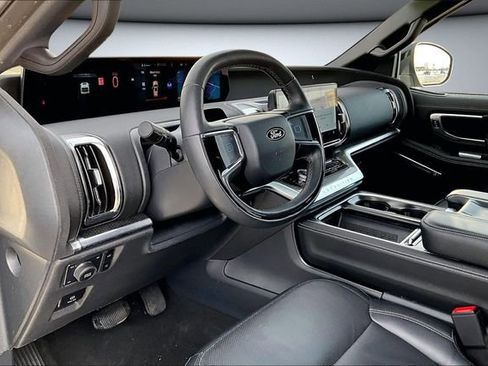 Used 2025 Ford Expedition Max Platinum w/ Stealth Performance Package image 16