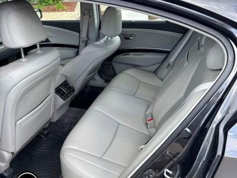 Used 2014 Acura RLX w/ Advance Package FWD image 10