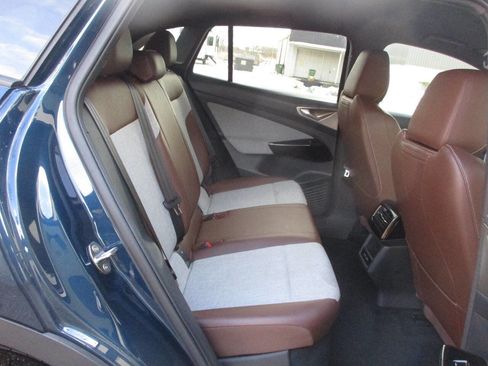 Used 2023 Volkswagen ID.4 Pro image 73