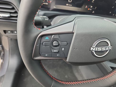 New 2026 Nissan Sentra SR w/ SR Premium Package FWD image 9